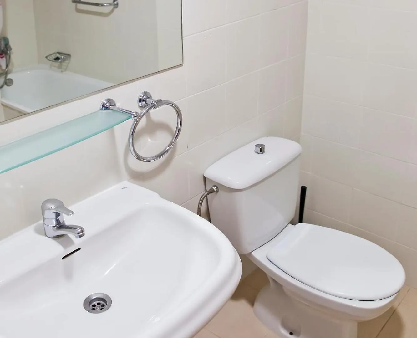 Apartamento Apcostas Els Pins Lotus Blanes 0*,
